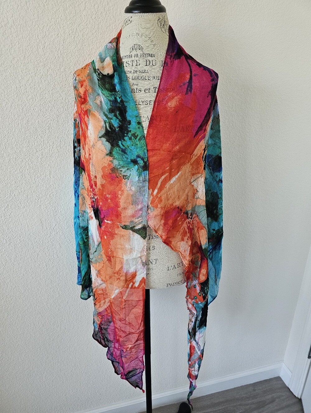 NWT Chico's Abstract Watercolor Floral Scarf Wrap Lightweight Sarong One Size